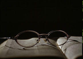 太阳镜与光学仪器 医疗与时尚的交汇点